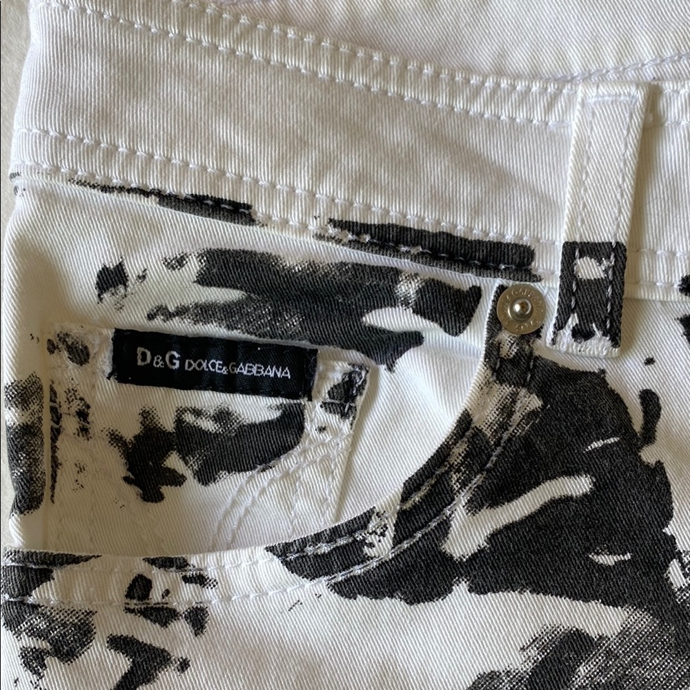 VINTAGE Y2K DOLCE & GABBANA R. BUDD DWYER NEWSPAPER PRINT JEANS  Size 26 - Picture 6 of 15